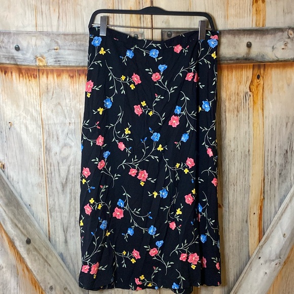 Bentley Dresses & Skirts - Bentley Vintage 80s/90s Floral Pull On Maxi Skirt